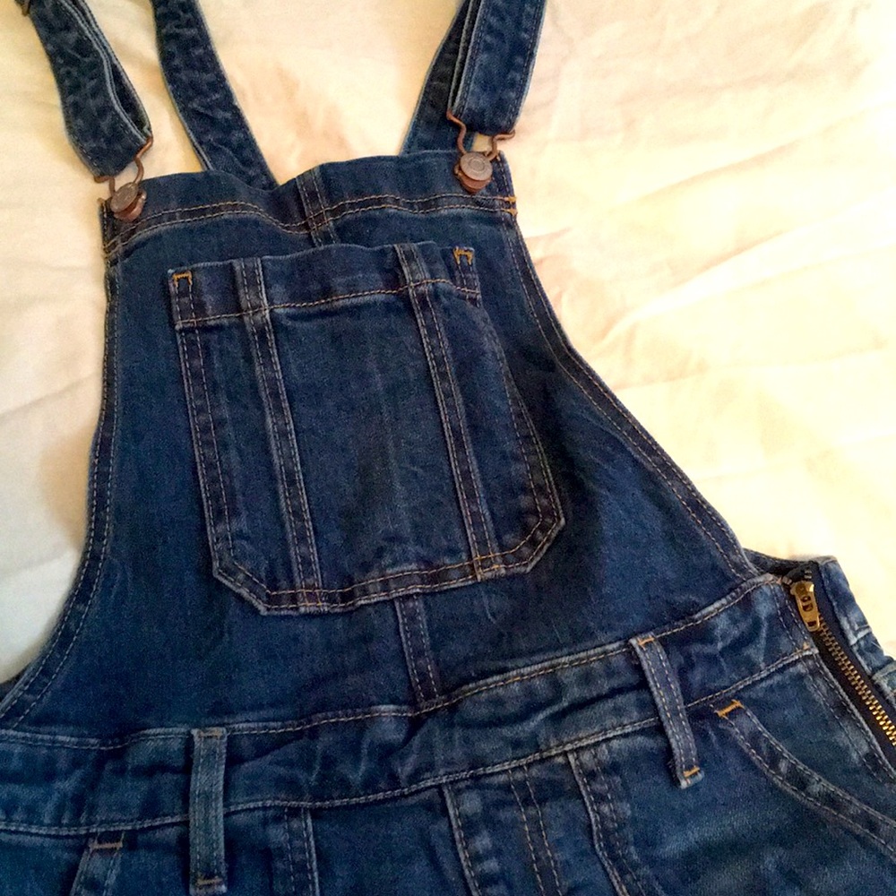 NWT 🌻 Blue Jeans Overalls